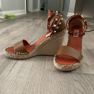 VALENTINO brown studded wedges